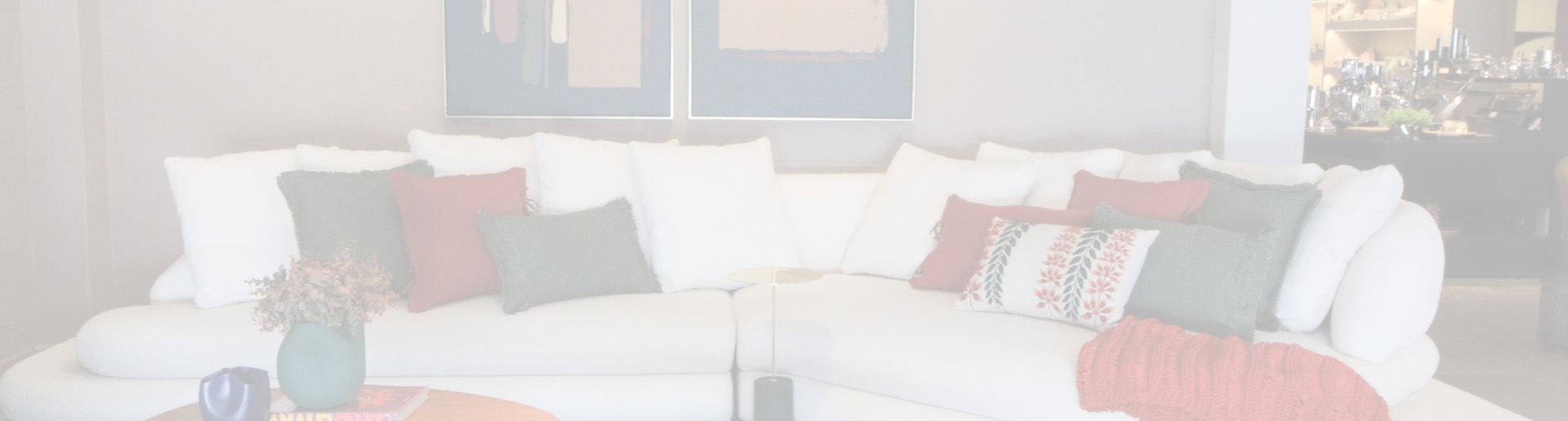 Almofadas: o toque perfeito de conforto e beleza na sua sala de estar