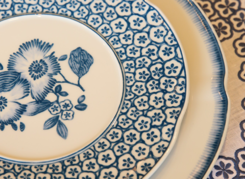 Tradição que encontra o design: Coleção Coralina Vista Alegre por Oscar de la Renta Tradição que encontra o design: Coleção Coralina Vista Alegre por Oscar de la Renta